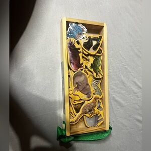 Montoy wooden animal magnets